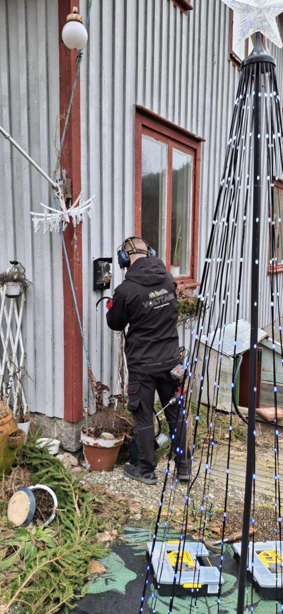 Charmigt Aeldre Hus, Laddbox 22 Kw, 5 Bil-Minuter Till Bad Strömstad Exteriér fotografie